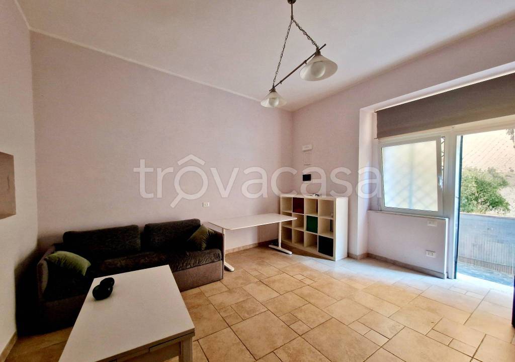 appartamento in vendita a Roma in zona Lunghezza