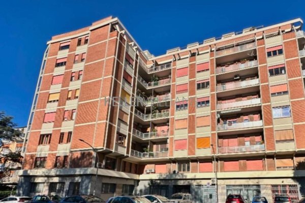 appartamento in vendita a Roma in zona Ostiense
