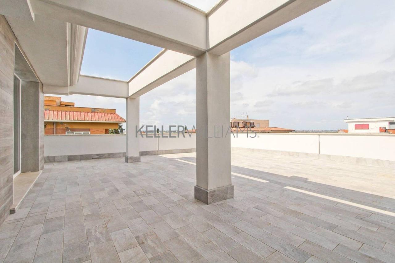 appartamento in vendita a Roma in zona Vitinia