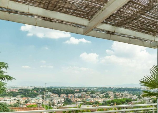appartamento in vendita a Roma in zona Celio
