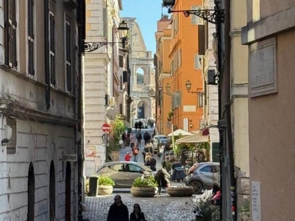 appartamento in vendita a Roma in zona Centro Storico