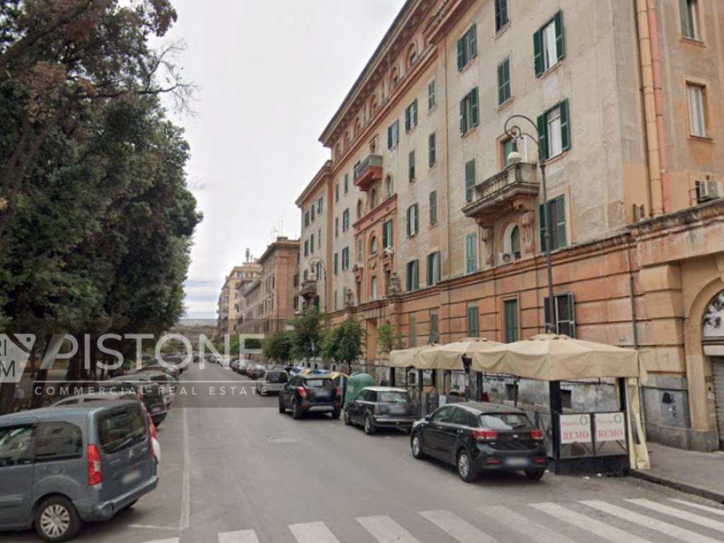 negozio in vendita a Roma in zona Testaccio