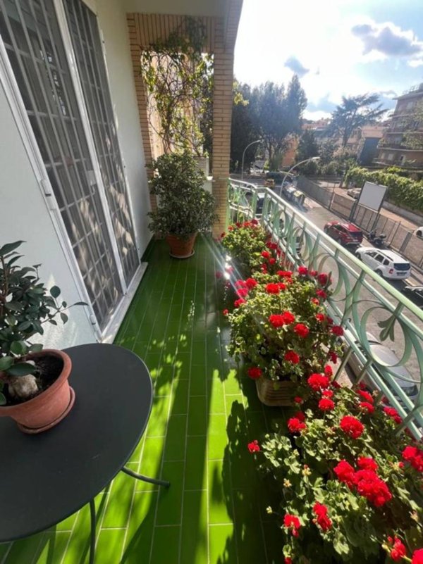 appartamento in vendita a Roma in zona Tor di Quinto