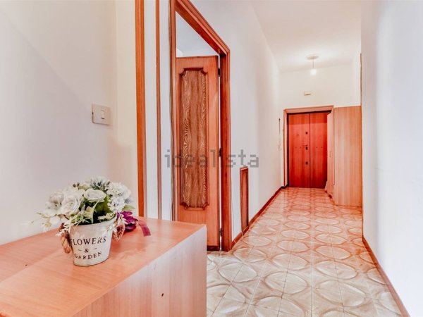 appartamento in vendita a Roma in zona Tuscolano