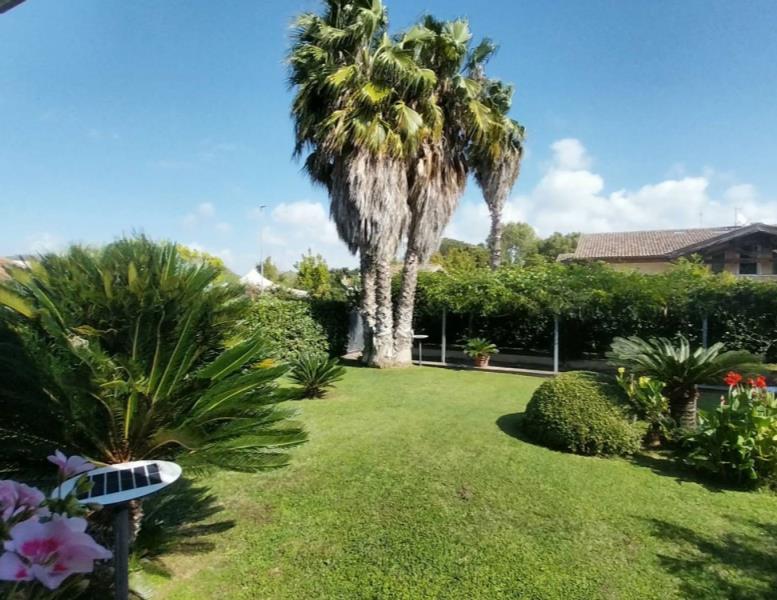 casa indipendente in vendita a Roma in zona EUR