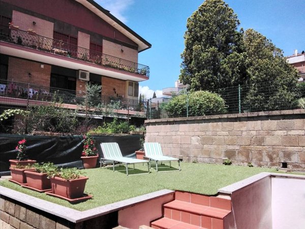 appartamento in vendita a Roma in zona EUR