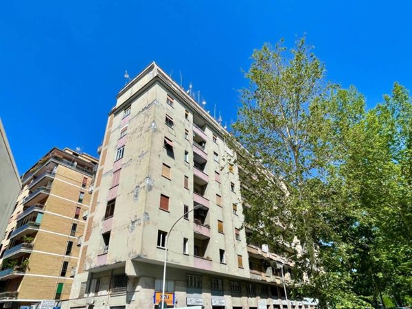 appartamento in vendita a Roma in zona Prenestino-Labicano