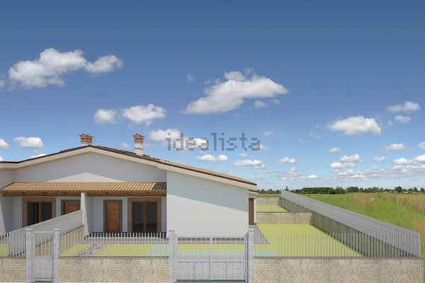 quadrivano in vendita a Roma in zona Acilia