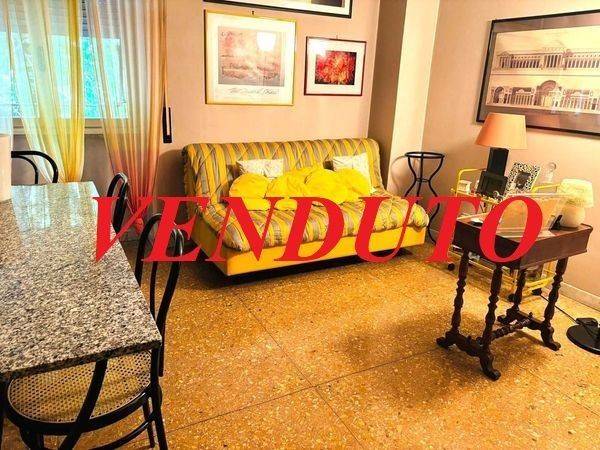 appartamento in vendita a Roma in zona Don Bosco