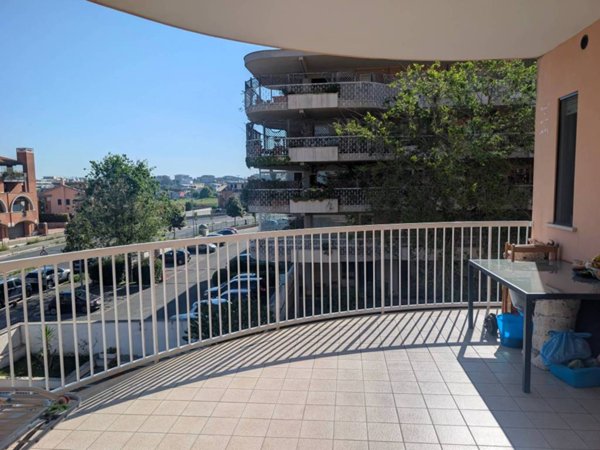 casa indipendente in vendita a Roma in zona Torrino