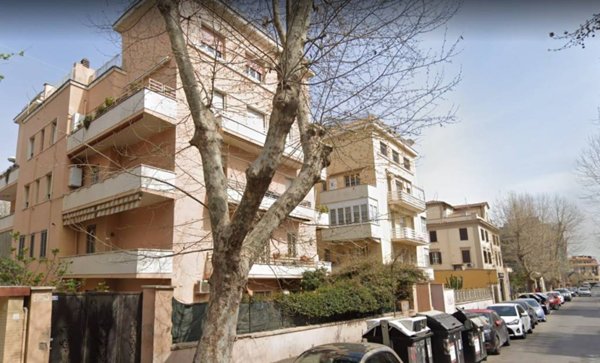 appartamento in vendita a Roma in zona Ostia
