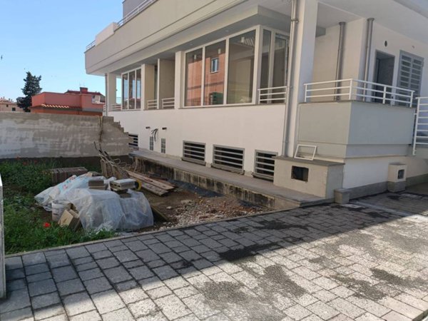 appartamento in vendita a Roma in zona Torre Angela
