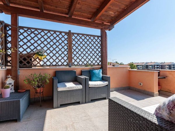 appartamento in vendita a Roma in zona Acilia