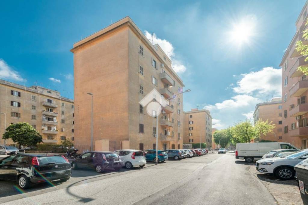 appartamento in vendita a Roma in zona Monte Sacro/Talenti