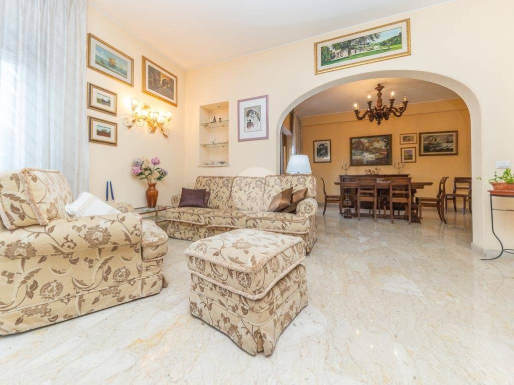 appartamento in vendita a Roma in zona Tor di Quinto