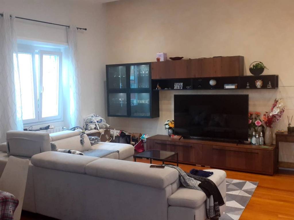 appartamento in vendita a Roma in zona Prenestino-Centocelle