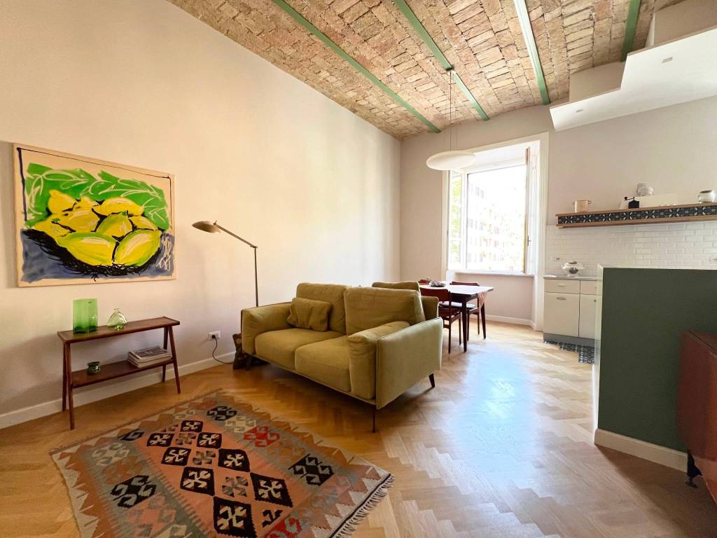 appartamento in vendita a Roma in zona Rione Prati