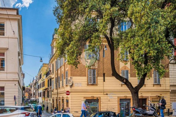 appartamento in vendita a Roma in zona Rione Borgo