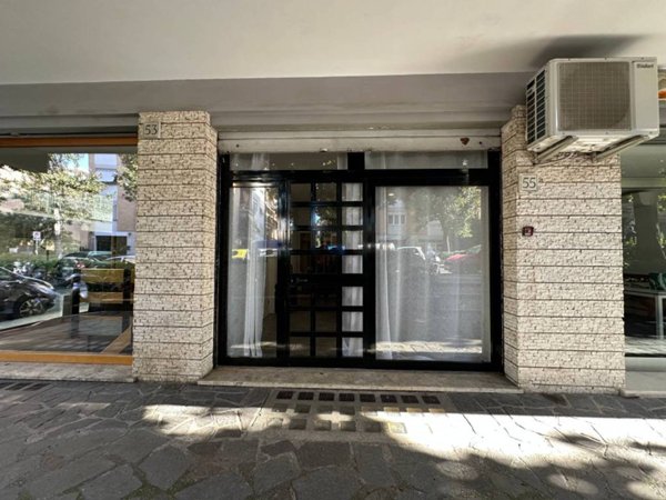 negozio in vendita a Roma in zona Gianicolense