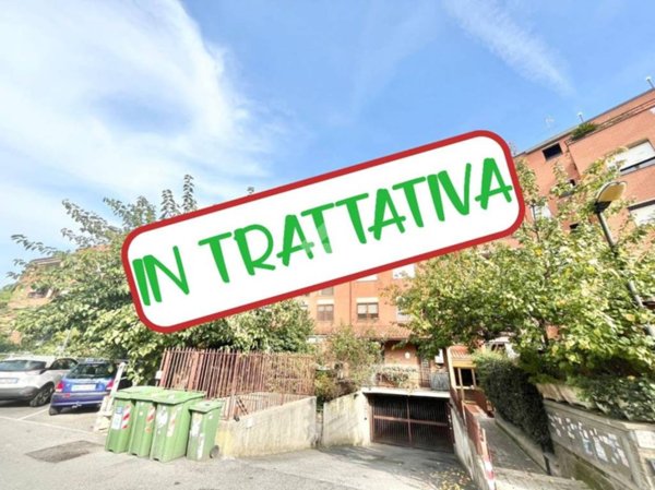 appartamento in vendita a Roma in zona Ostiense