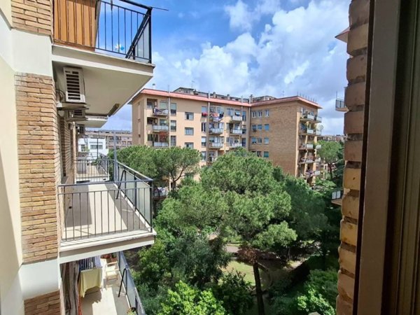 appartamento in vendita a Roma in zona Ardeatino