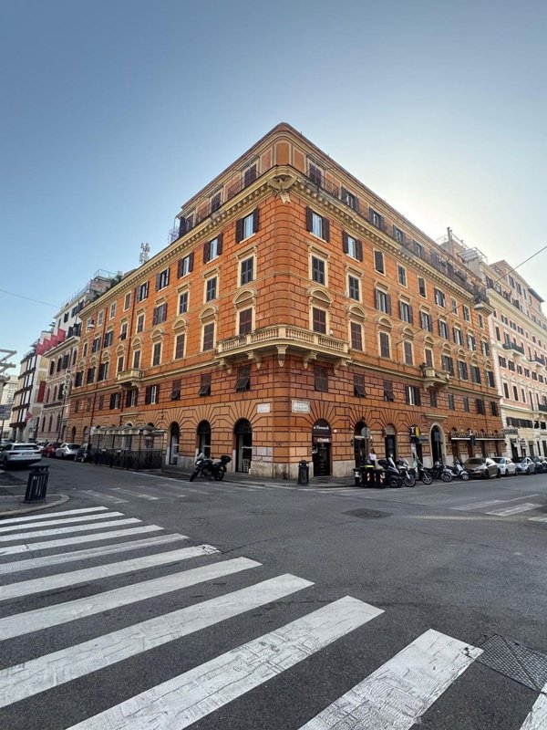 appartamento in vendita a Roma in zona Campo Marzio