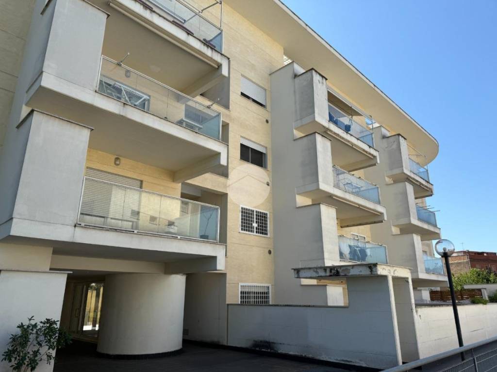 appartamento in vendita a Roma in zona Portuense