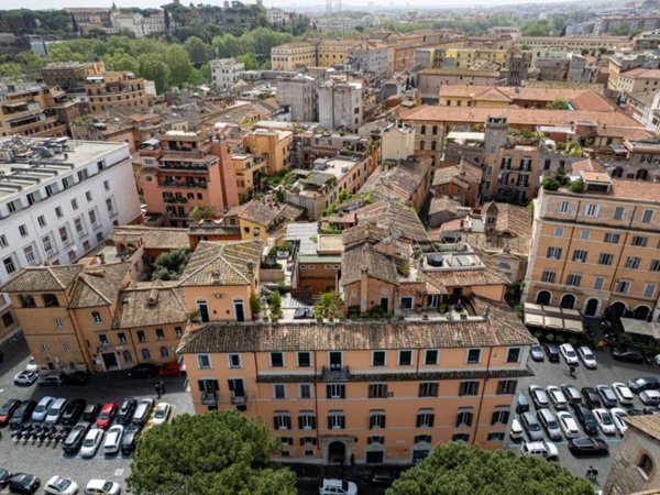 appartamento in vendita a Roma in zona Trastevere