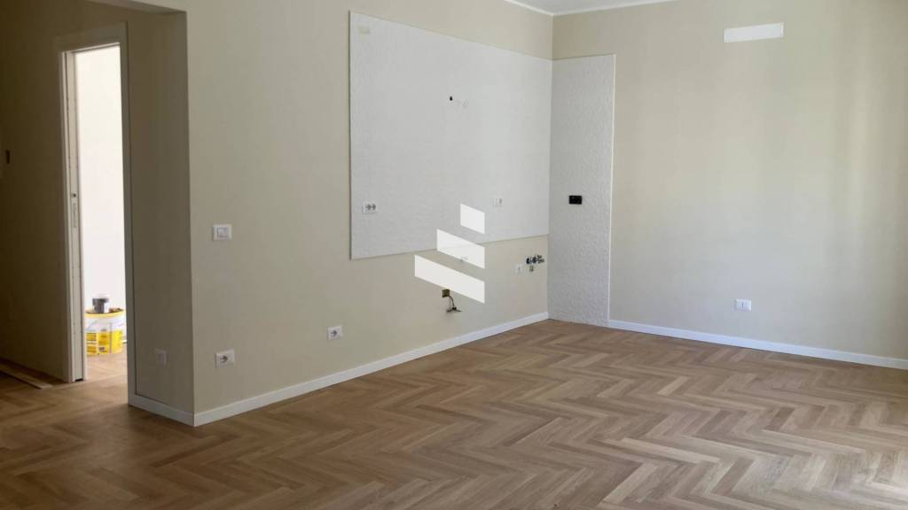 appartamento in vendita a Roma in zona Cinecittà