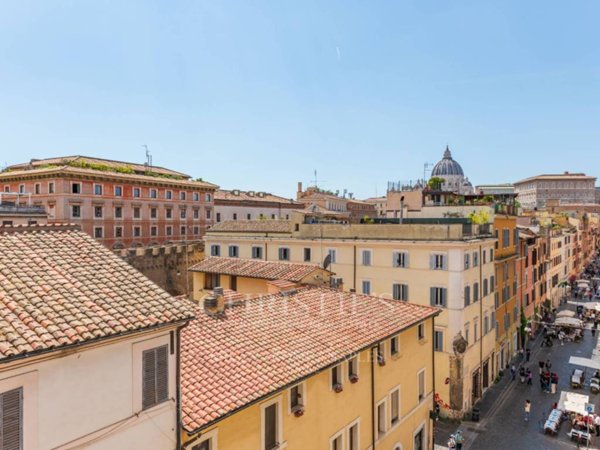 appartamento in vendita a Roma in zona Rione Borgo