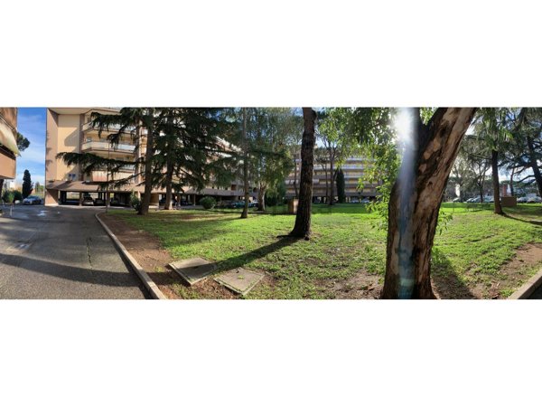 appartamento in vendita a Roma in zona Dragoncello