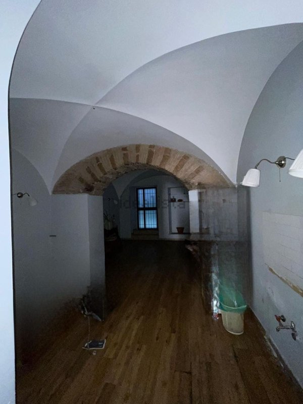 ufficio in vendita a Roma in zona Rione Monti/Campitelli
