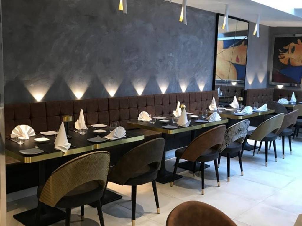 negozio in vendita a Roma in zona Rione Prati