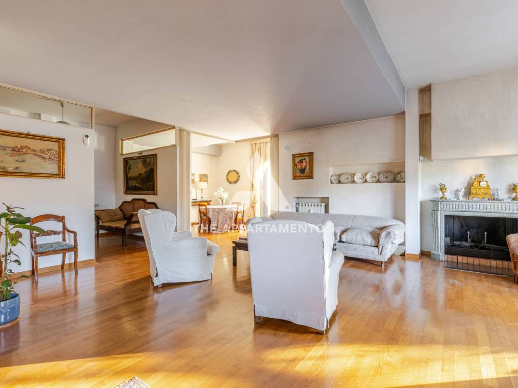 appartamento in vendita a Roma in zona Tor di Quinto