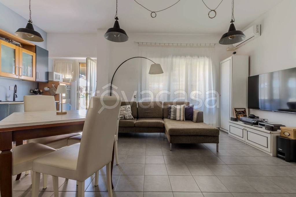 appartamento in vendita a Roma in zona Celio