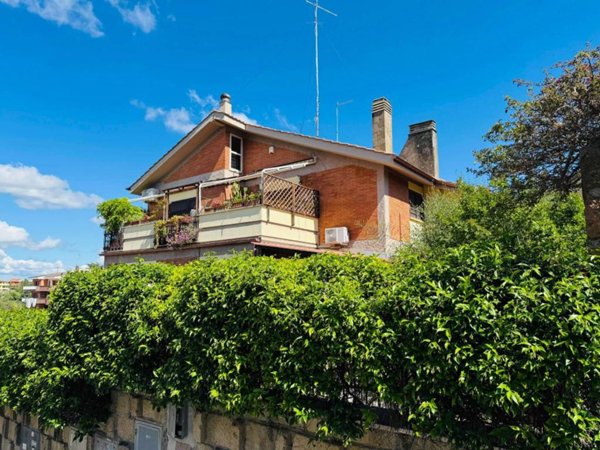 appartamento in vendita a Roma in zona Primavalle