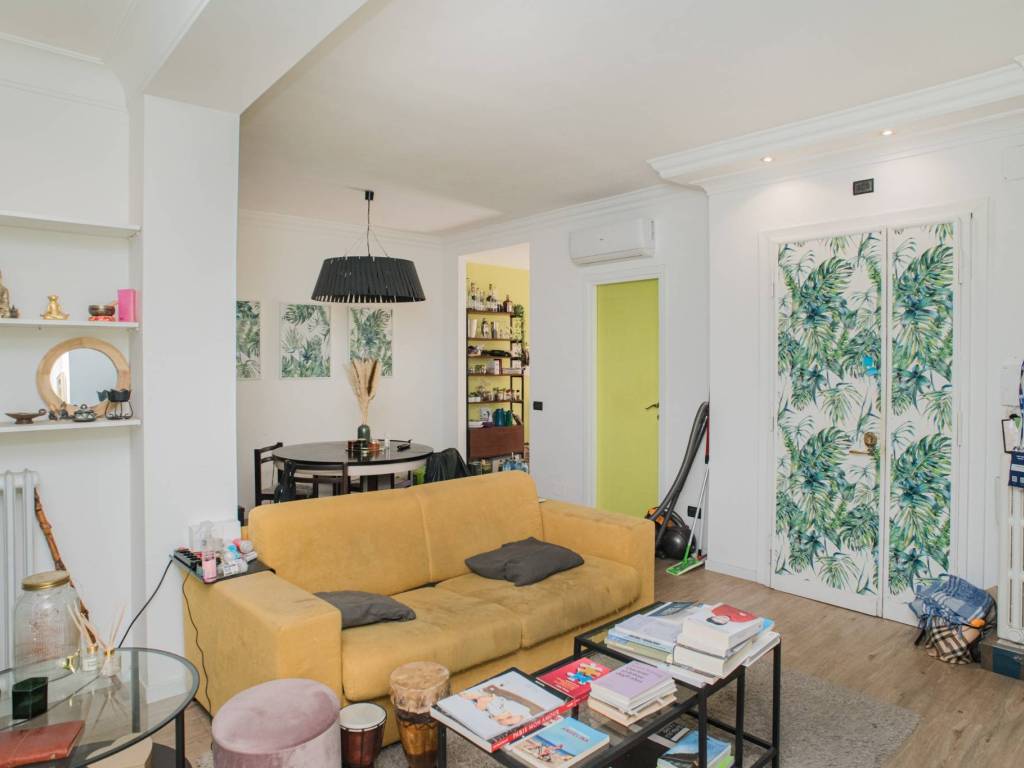 appartamento in vendita a Roma in zona Ostiense