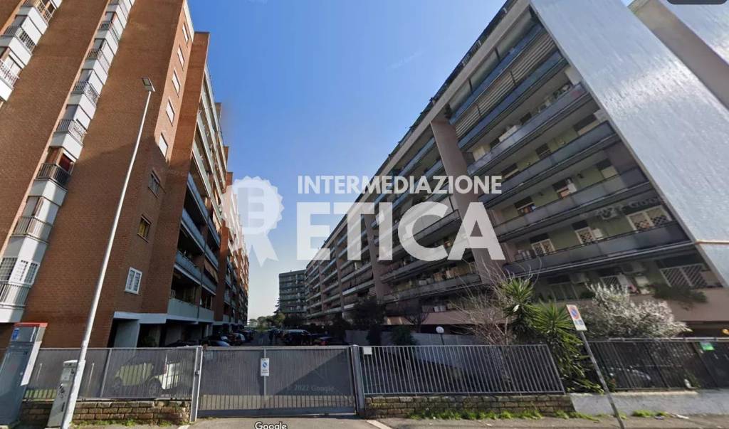 appartamento in vendita a Roma in zona Cinecittà
