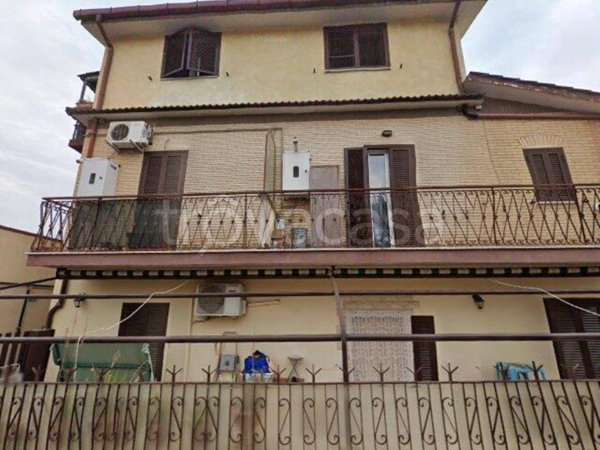 appartamento in vendita a Roma in zona Finocchio