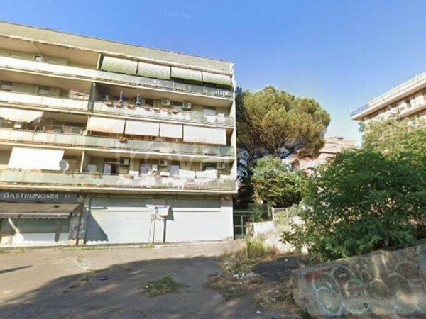 appartamento in vendita a Roma in zona Borghesiana