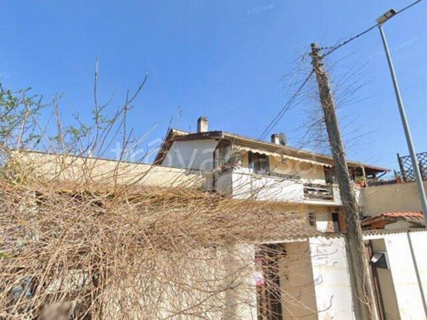 appartamento in vendita a Roma in zona Ostia Antica