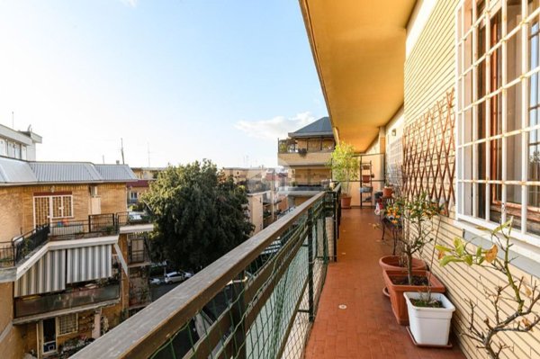 appartamento in vendita a Roma in zona Portuense