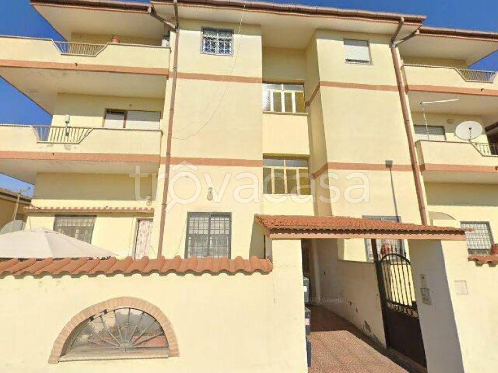 appartamento in vendita a Roma in zona Dragona/Bagnoletto