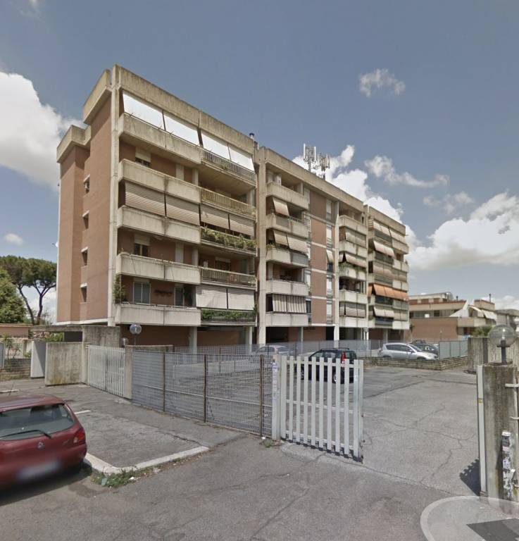 appartamento in vendita a Roma in zona San Basilio