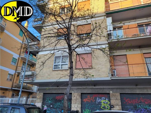 negozio in vendita a Roma in zona Tiburtino