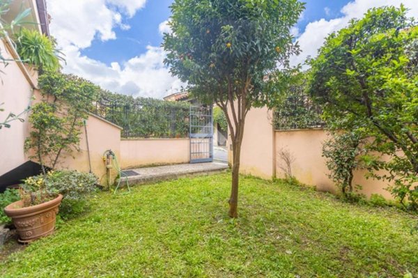 casa indipendente in vendita a Roma
