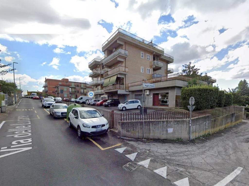 appartamento in vendita a Roma in zona Sette Bagni
