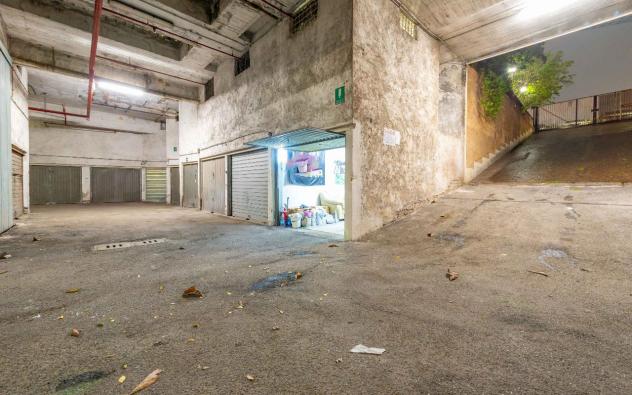 negozio in vendita a Roma in zona Collatino