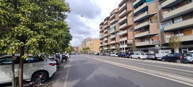 negozio in vendita a Roma in zona Trastevere