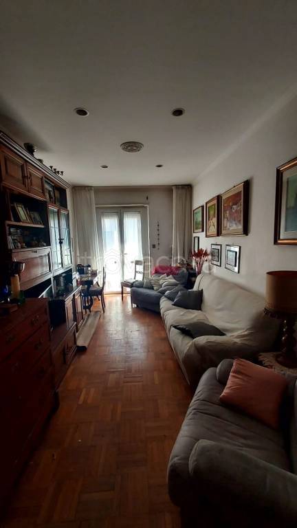 appartamento in vendita a Roma in zona Ostiense